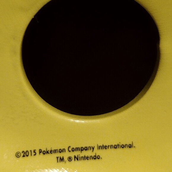 Pokemon || 8.5" Pikachu Ceramic Bank - Picture 10 of 11